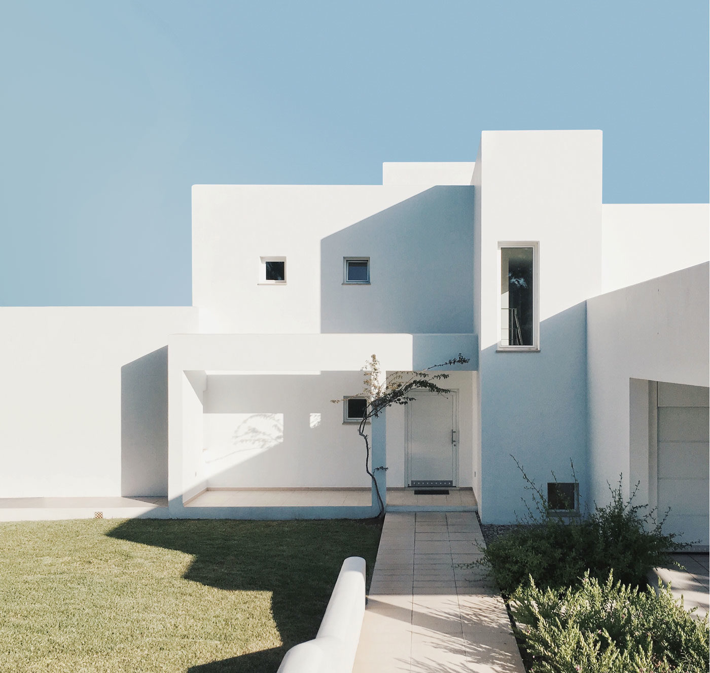 Maison contemporaine blanche
